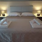 Luxury Relax * バーリ